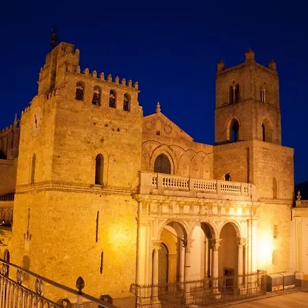 Hootel Duomo